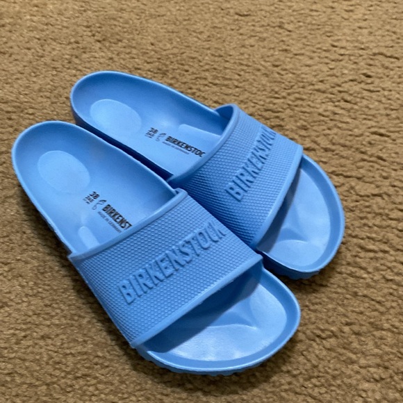 Ladies Birkenstock EVA slip ons NWOT - Picture 2 of 3